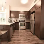 2Bd Stylish Retreat Resort Amenities Heart Of Hollywood